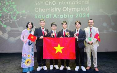 Đội tuyển quốc gia Việt Nam dự thi Olympic Hóa học quốc tế năm 2024 thắng đậm.