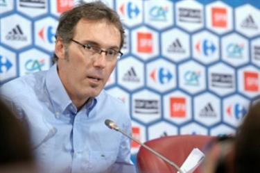 Tân HLV Laurent Blanc.