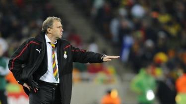 HLV Milovan Rajevac đã bị sa thải sau khi Qatar để thua Việt Nam ở trận lượt về vòng loại World Cup 2014 .