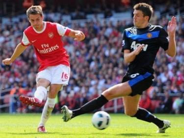 Arsenal liệu có thể tạo nên bất ngờ trước một M.U đang hừng hừng khí thế? (Nguồn: Internet).