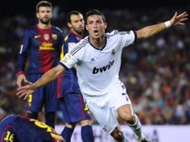 Ronaldo lập kỳ tích mới.