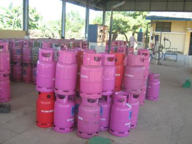 Giá gas trong nước tiếp tục tăng.