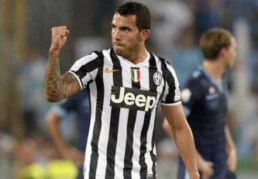 Juventus đã mạnh mẽ hơn rất nhiều sau khi tăng cường những tân binh chất lượng như Tevez
