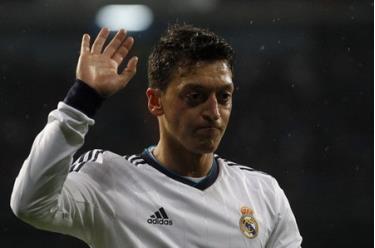 Real Madrid sẽ bán Ozil?
