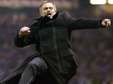 HLV Mourinho, người luôn có những đòn 
