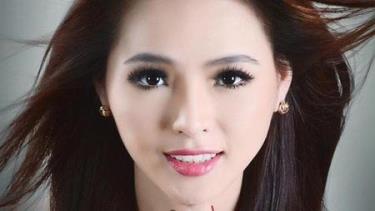 Chân dung Lại Hương Thảo trên website Miss World 2013