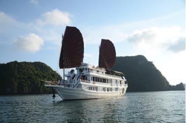 Đây là du thuyền mới nhất của V’Spirit Cruise vừa hạ thủy vào tháng 7. 

