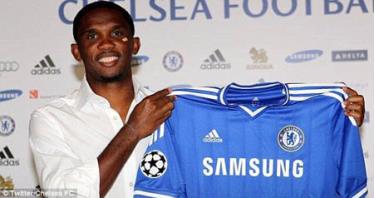 Eto’o chính thức trở thành người của Chelsea