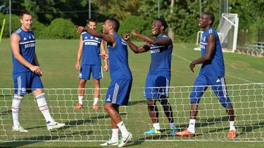 Các học trò của Mourinho tập luyện trong chuyến du đấu (ảnh: ChelseaFC)