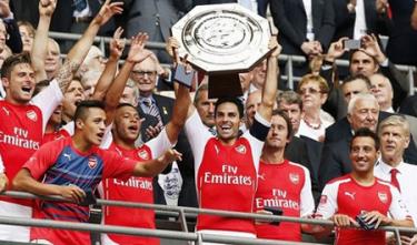 Arsenal đã có được danh hiệu đầu tiên của mùa giải mới.