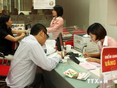 Giao dịch vàng tại Techcombank.