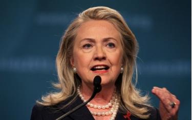 Bà Hillary Clinton.
