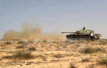 Lực lượng ủng hộ Chính phủ Libya trong chiến dịch chống IS ở Sirte ngày 2/7.