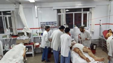 Các nạn nhân bị thương trong vụ tấn công đang được điều trị trong bệnh viện.