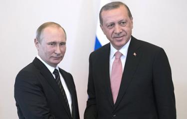 Tổng thống Nga  Vladimir Putin và người đồng cấp Thổ Nhĩ Kỳ Tayyip Erdogan.