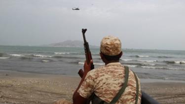 Thành phố Aden là nơi thường xuyên xảy ra các vụ tấn công. Các tổ chức khủng bố như al-Qaeda hay IS thường tuyên bố do mình thực hiện.