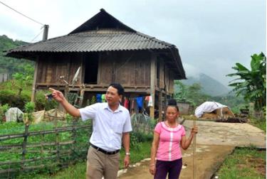 Chính quyền xã Nghĩa An vận động gia đình ông Hà Văn Hơn nhanh chóng di dời về khu tái định cư.