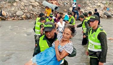 Làn sóng người di cư từ Venezuela đang đổ sang các nước láng giềng.