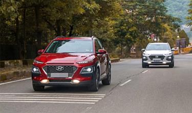 Bộ đôi Hyundai Kona lăn bánh tại Việt Nam.