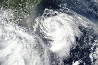 Ảnh vệ tinh bão Hagupit do NASA công bố.