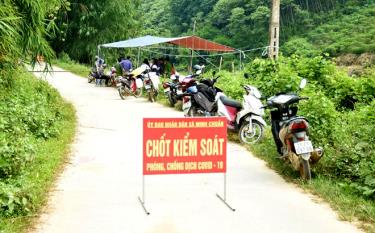 Chốt kiểm soát phòng, chống dịch Covid-19 của xã Minh Chuẩn (Lục Yên)