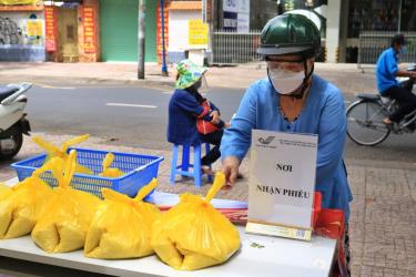 Bưu điện đang triển khai chương trình hỗ trợ lao động gặp khó khăn tại TP Hồ Chí Minh.