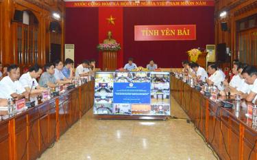 Các đại biểu tham dự Hội nghị tại điểm cầu tỉnh Yên Bái.