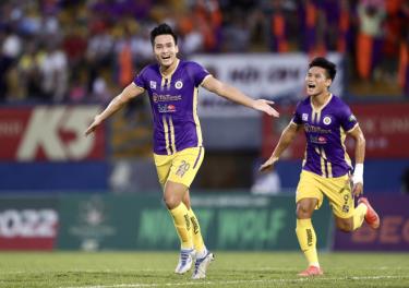 Câu lạc bộ Hà Nội độc chiếm ngôi đầu bảng Night Wolf V.League 2022