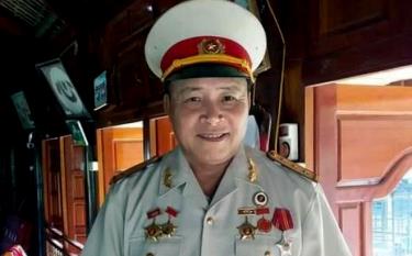 Ông Vi Đình Vân - người được cấp ủy, chính quyền các cấp khen thưởng nhiều lần.