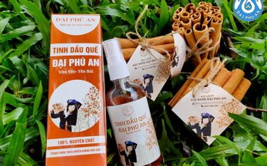 Tinh dầu quế Đại Phú An của Công ty TNHH Nam dược Đại Phú An, huyện Văn dafabet là sản phẩm đã được chứng nhận đạt tiêu chuẩn OCOP 3 sao.