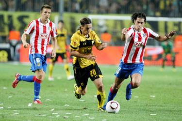 Tiền vệ J.Javito (áo vàng), tác giả ghi bàn thắng vào lưới Atletico Madrid giúp Aris Saloniki giành trọn 3 điểm.