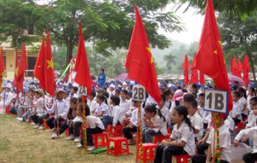 130 ngàn học sinh ở Yên Bái đã vào năm học mới.