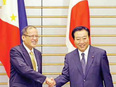 Ông Aquino III (trái) và ông Noda tại cuộc hội đàm ở Tokyo ngày 27.9.