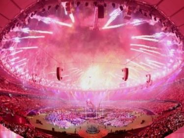 Pháo hoa mừng thành công trong lễ bế mạc Paralympic London 2012.