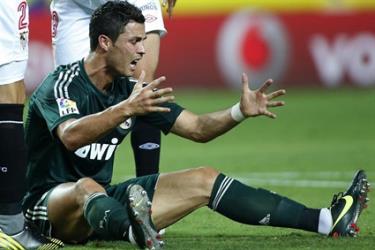 Ronaldo đã có trận đấu thất vọng, khiến Real thua trận và kém Barca 8 điểm.