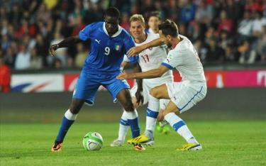 Italia đang đứng trước cơ hội trở thành đội bóng châu Âu đầu tiên giành vé đến World Cup.