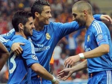 Real có chiến thắng hủy diệt trước Galatasaray