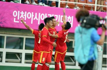 Olympic Việt Nam đã chính thức có vé vào vòng 16 đội ở Asiad năm nay.