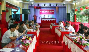 Toàn cảnh Đại hội Chi hội Nhà văn Sông Chảy nhiệm kỳ 2014 - 2019.
