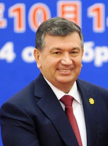 Thủ tướng Uzbekistan Shavkat Mirziyoyev được bổ nhiệm làm Tổng thống lâm thời.
