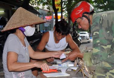 Một đại lý xổ số trên địa bàn thành phố Yên Bái.
