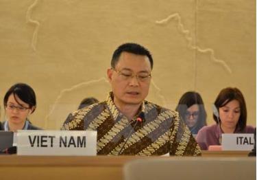 Đại sứ Nguyễn Trung Thành.
