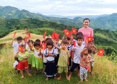 Ngày khai trường vô cùng ý nghĩa với tuổi học trò. (Ảnh minh họa - nguồn Báo Lao động)