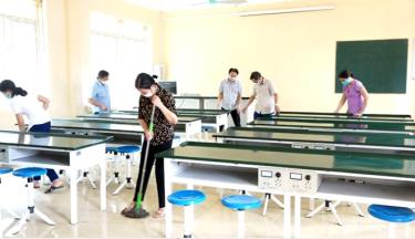 Công tác chuẩn bị sơ sở vật chất được các trường học trên địa bàn huyện Trấn Yên được chuẩn bị chu đáo từ đầu tháng 8.
