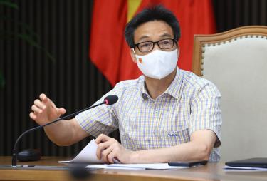 Phó thủ tướng Vũ Đức Đam chủ trì buổi làm việc với Bộ Giáo dục và Đào tạo và đại diện các đài phát thanh, truyền hình chiều 8/9.
