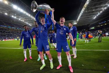 Chelsea tham dự giải lần này với tư cách nhà vô địch châu Âu.