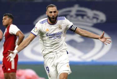 Benzema tiếp tục là ngòi nổ quan trọng của Real.