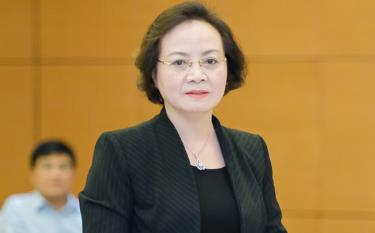 Bộ trưởng Bộ Nội vụ Phạm Thị Thanh Trà phát biểu tại phiên họp (Ảnh: Phạm Thắng)