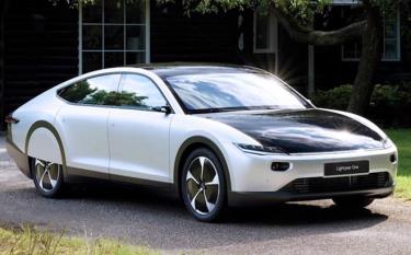 Lightyear One được thử nghiệm ở Ý, đã hoàn thành quãng đường 400km trong một lần sạc trong khi lái xe với tốc độ không đổi 130km/h.