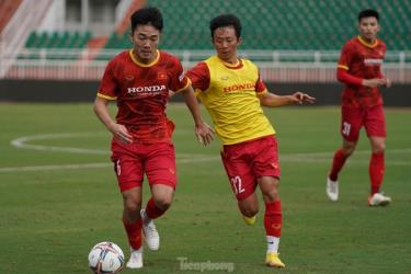 Xuân Trường trong buổi tập ngày 19/9 của tuyển Việt Nam.